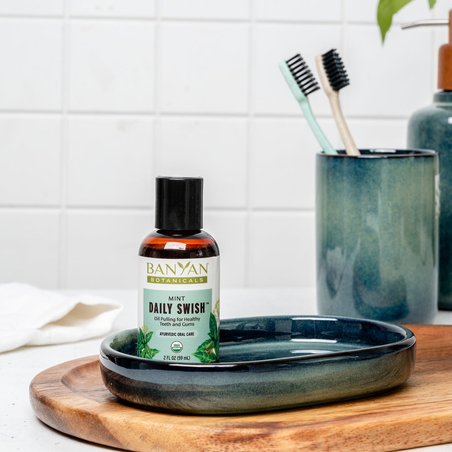 Travel | 2 fl oz: Daily Swish Oil Pulling Mint Lifestyle